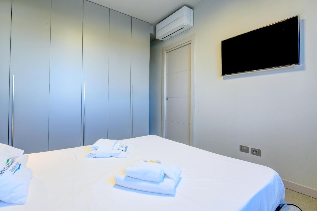Rio Beach Apartment Desenzano del Garda Exterior foto